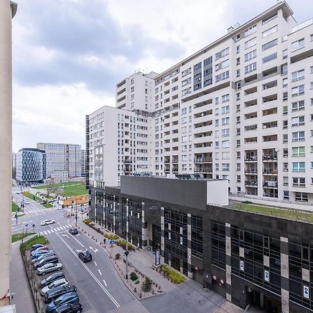 Bukowinska 12 Prywatne Mieszkanie 80M2 Z Dwiema Sypialniami I Balkonem 2X Bezplatne Miejsca Parkingowe Samodzielne Zameldowanie! Private Garage! Self Check-In System! Varsó Kültér fotó